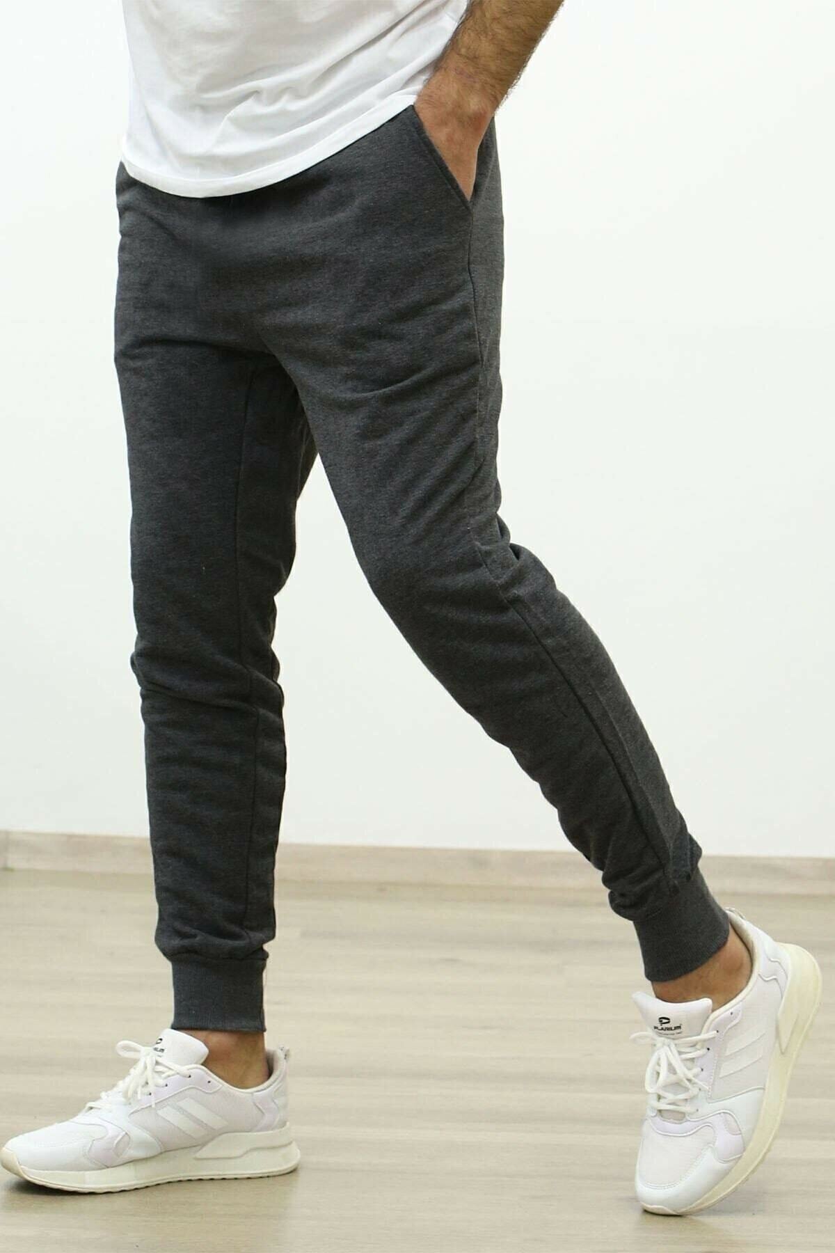 Men's Sweatpants.