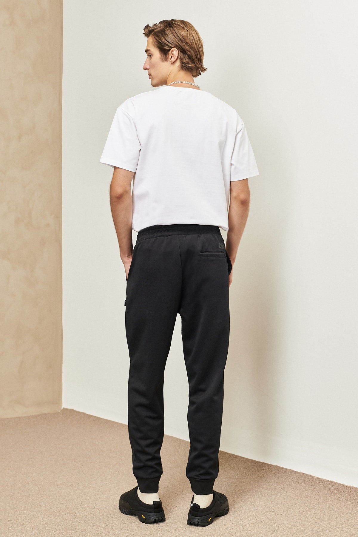Men's Black Standard Fit Normal Cut Elastic Waist And Legs Comfortable Sports Sweatpants