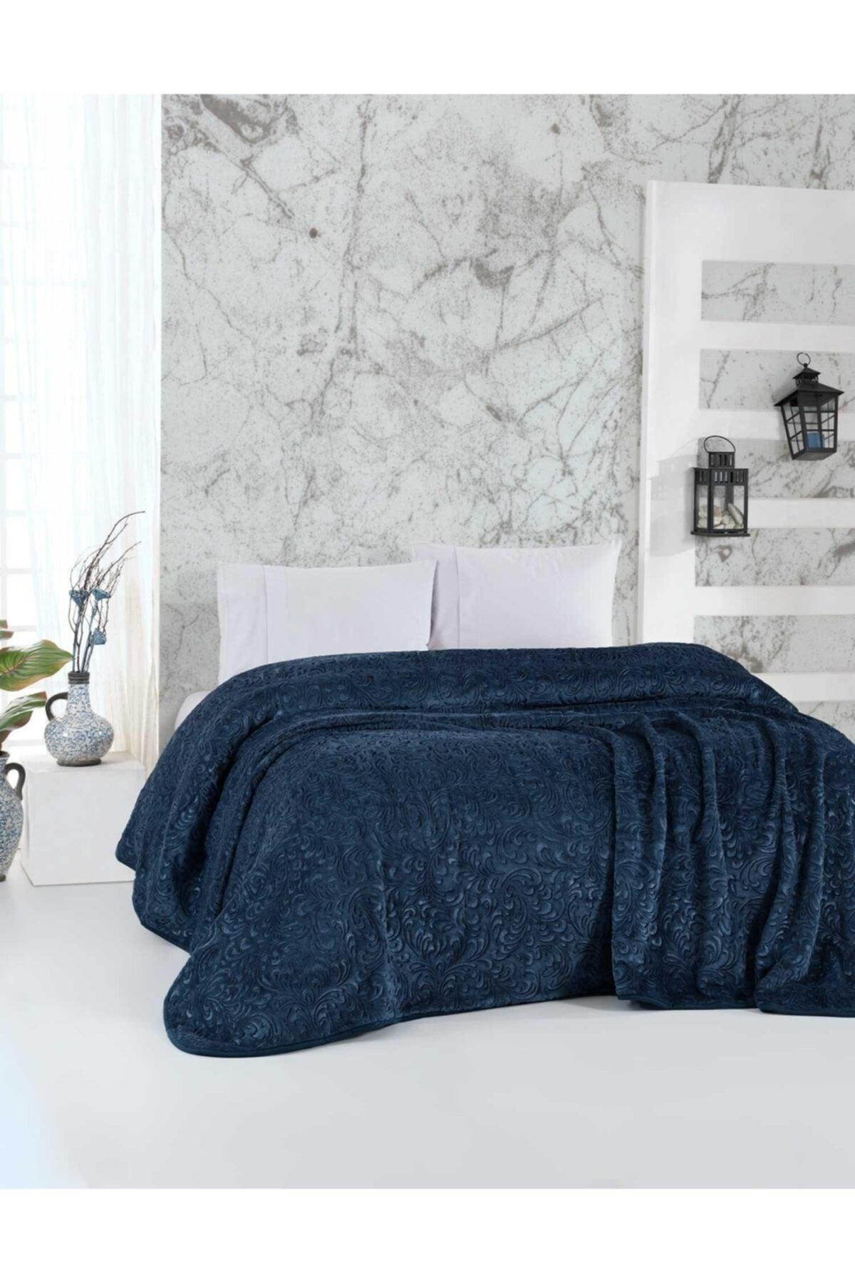 Double Embos Blanket Navy Blue - Swordslife